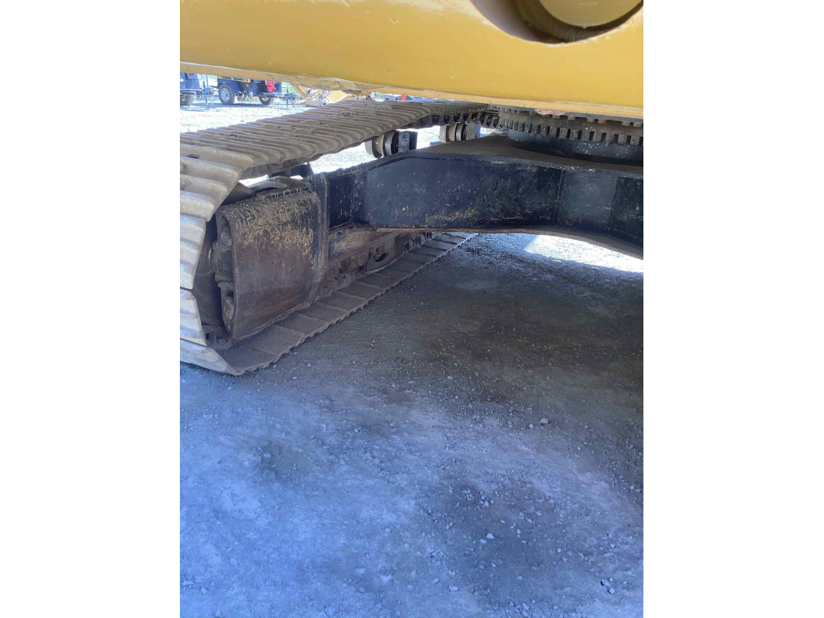 Detail Photo - 2017 Caterpillar 349F L | image 16