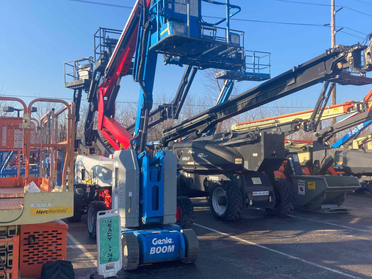 Subcategory - 0-39 Ft Electric Articulating Booms | image 1