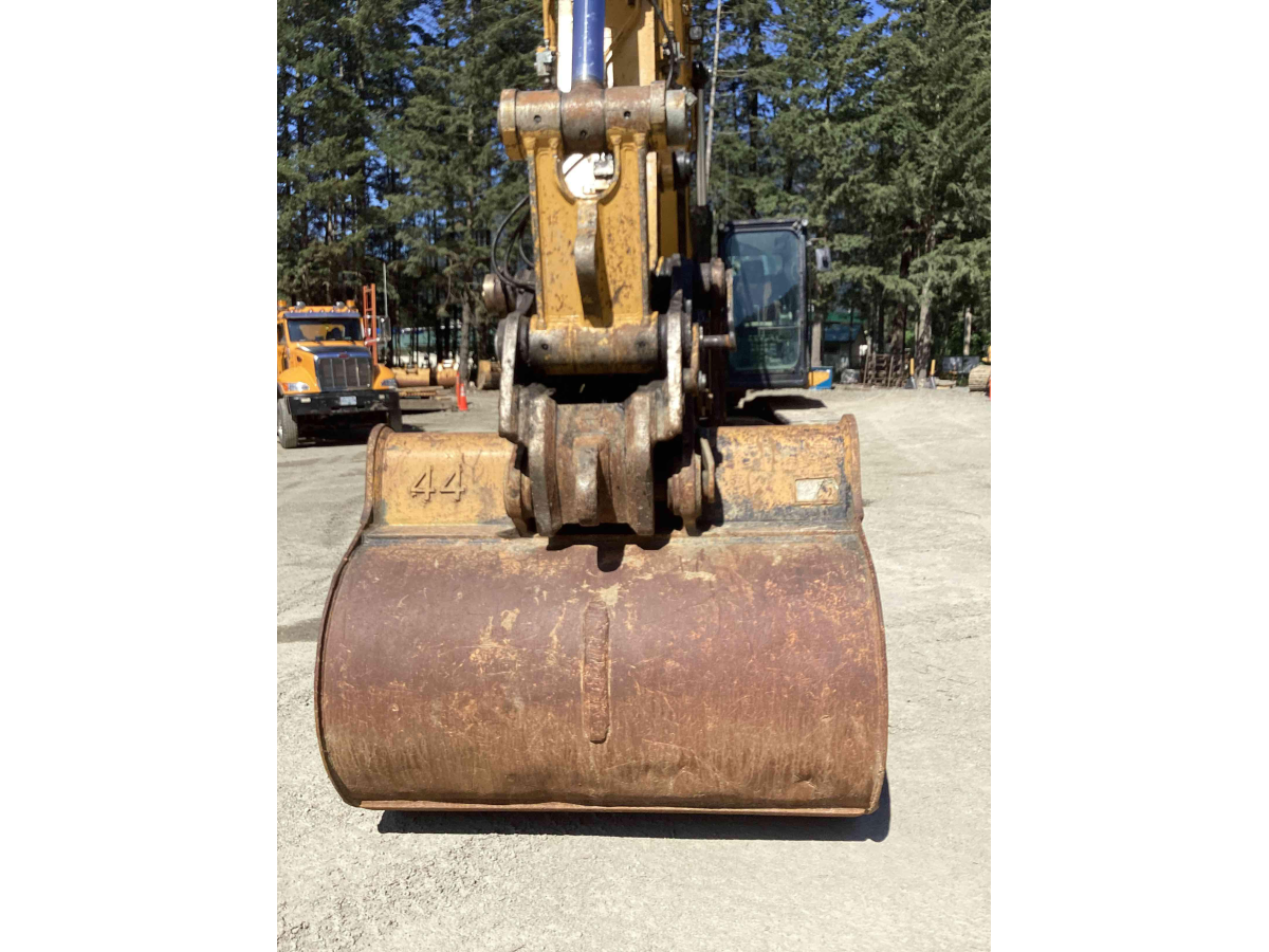 Detail Photo - 2017 Caterpillar 349F L | image 26