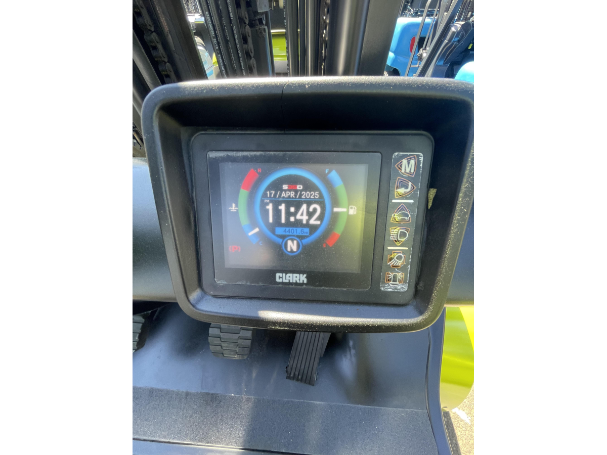 Subcategory - 0-19,999 Lb Pneumatic Tire Forklift Trucks | image 2