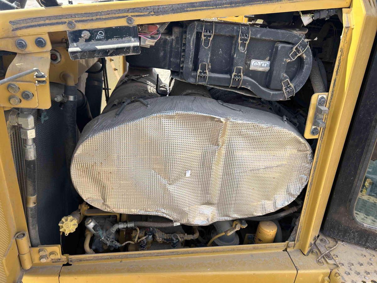 Subcategory - 180-299 HP Crawler Dozers | image 8