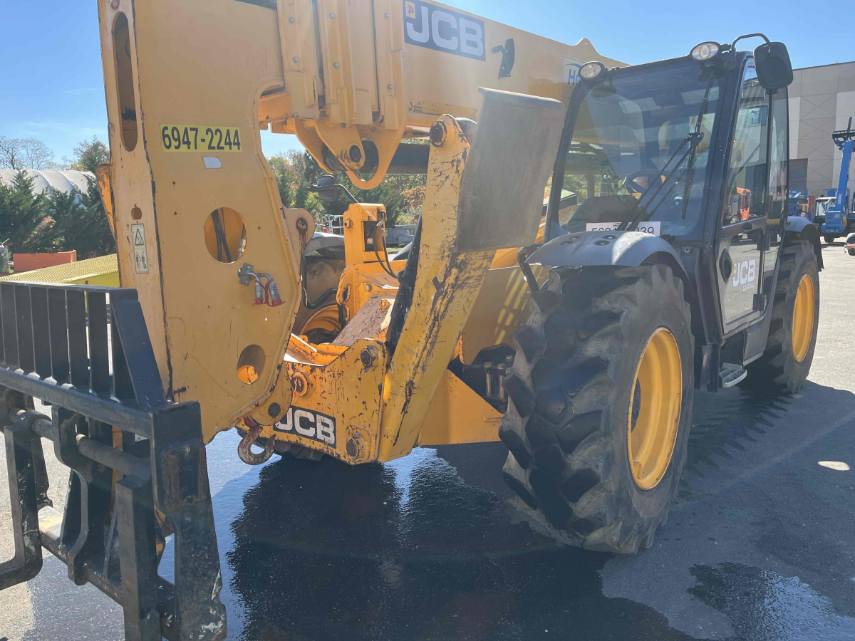 Subcategory - 10,000-10,999 Lb Telehandlers | image 7