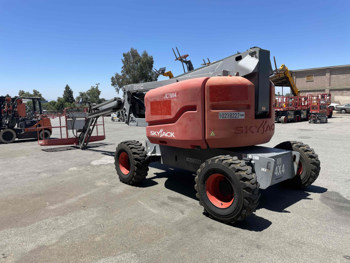 Subcategory - 50-79 Ft Articulating Booms | image 1
