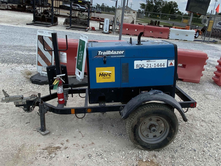 Subcategory - 0-399 Amp Engine-Driven Welders | image 2