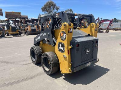 Gallery Thumbnail - Subcategory - 1,100-2,999 Lb Skid Steer Loaders | image 7
