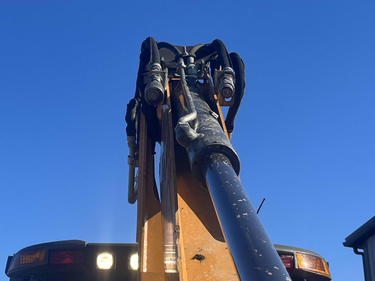 Subcategory - 70+ HP Backhoe Loaders | image 6