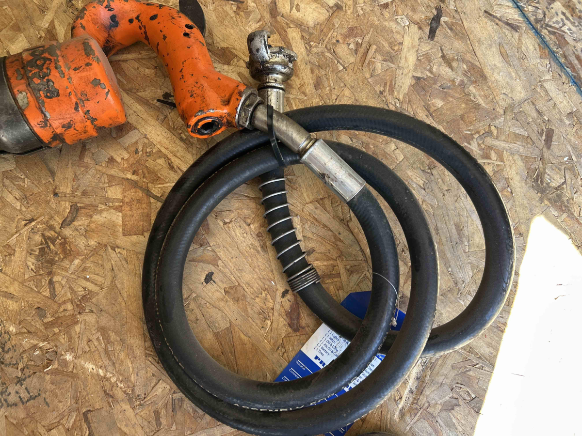 Subcategory - Air Chipping Guns And Hammers | image 3
