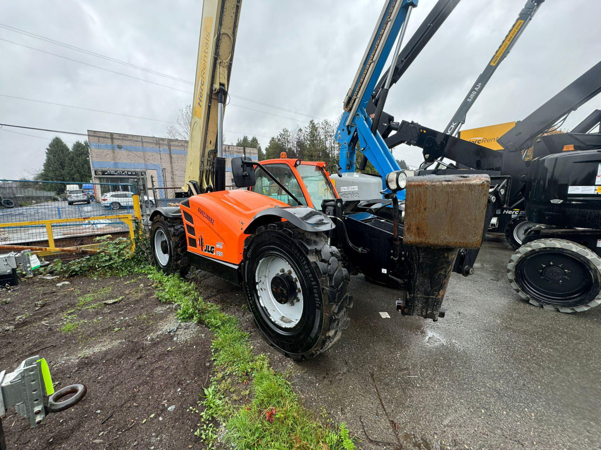 Subcategory - 11,000+ Lb Telehandlers | image 9