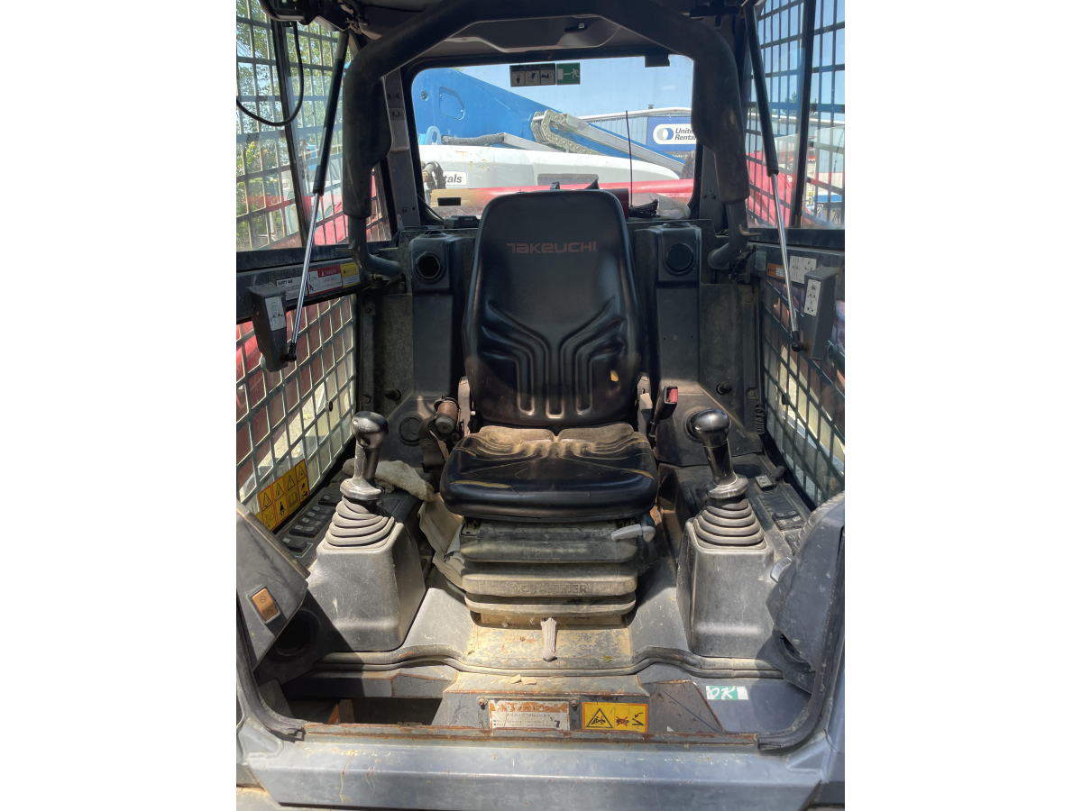 Subcategory - 2,000+ Lb Compact Track Loaders | image 4
