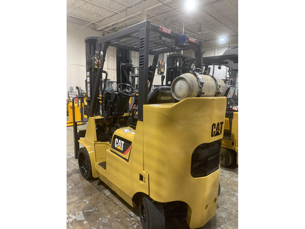 Subcategory - 0-19,999 Lb Cushion Tire Forklift Trucks | image 3