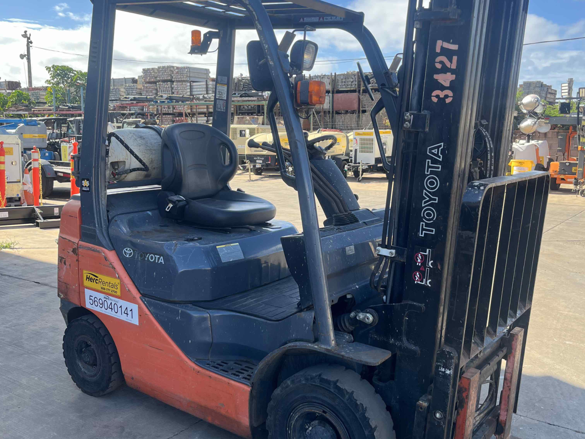 Subcategory - 0-19,999 Lb Pneumatic Tire Forklift Trucks | image 4