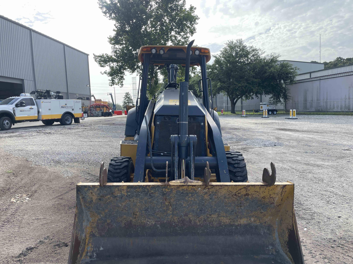 Subcategory - 70+ HP Backhoe Loaders | image 4