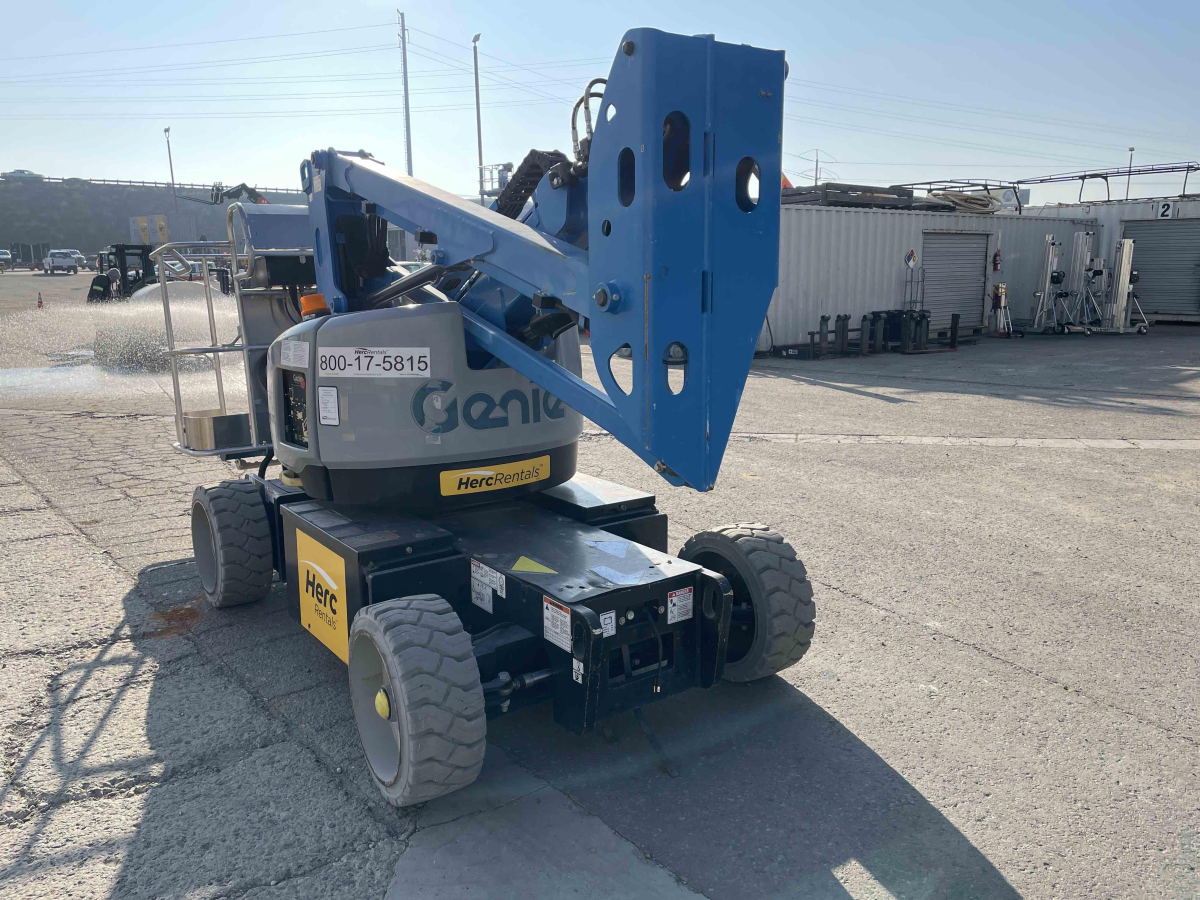Subcategory - 0-39 Ft Electric Articulating Booms | image 3