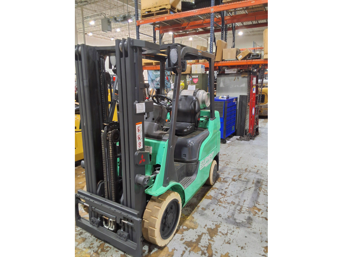 Subcategory - 0-19,999 Lb Cushion Tire Forklift Trucks | image 1