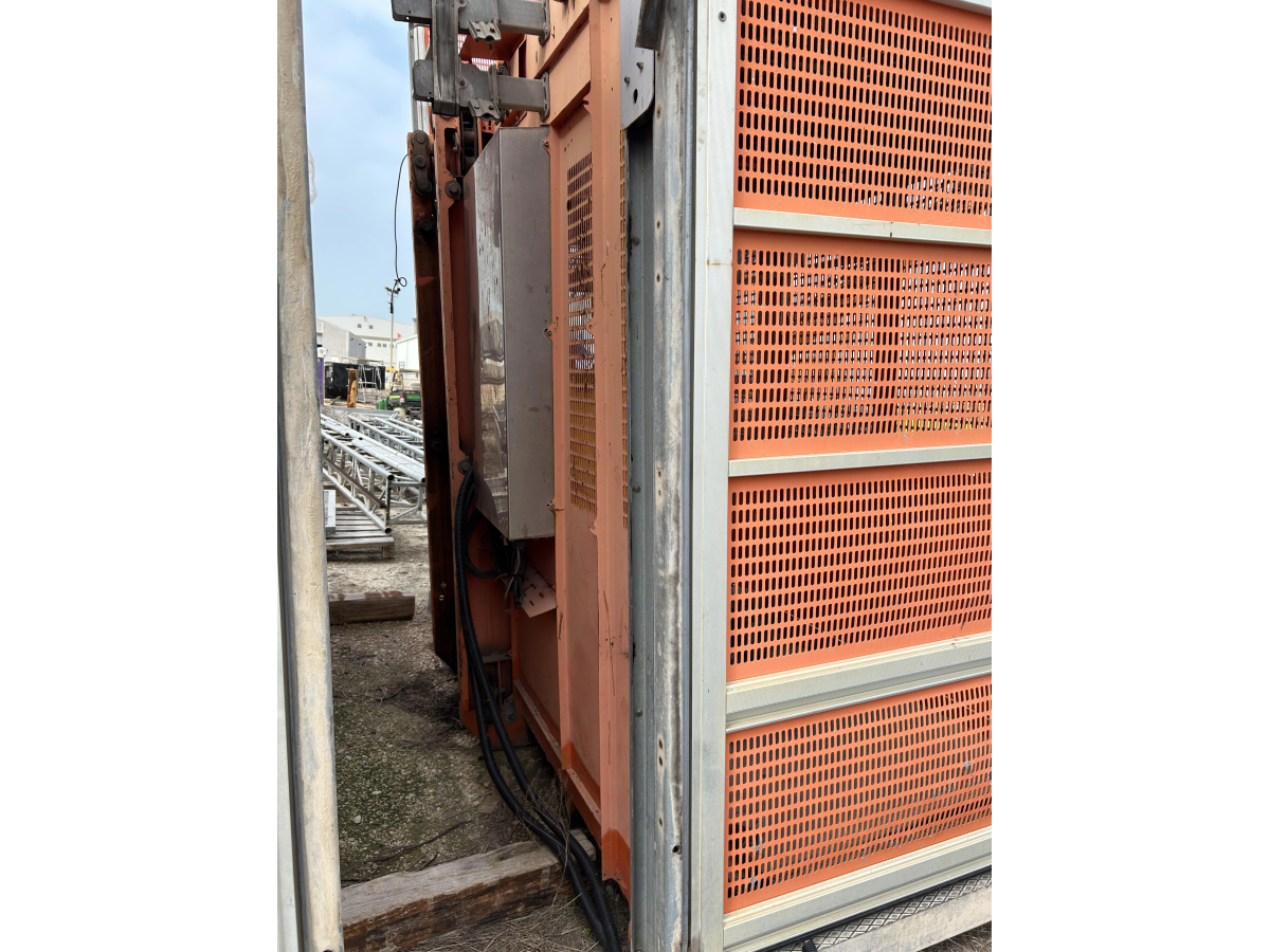 Subcategory - Personnel And Material Hoists | image 5