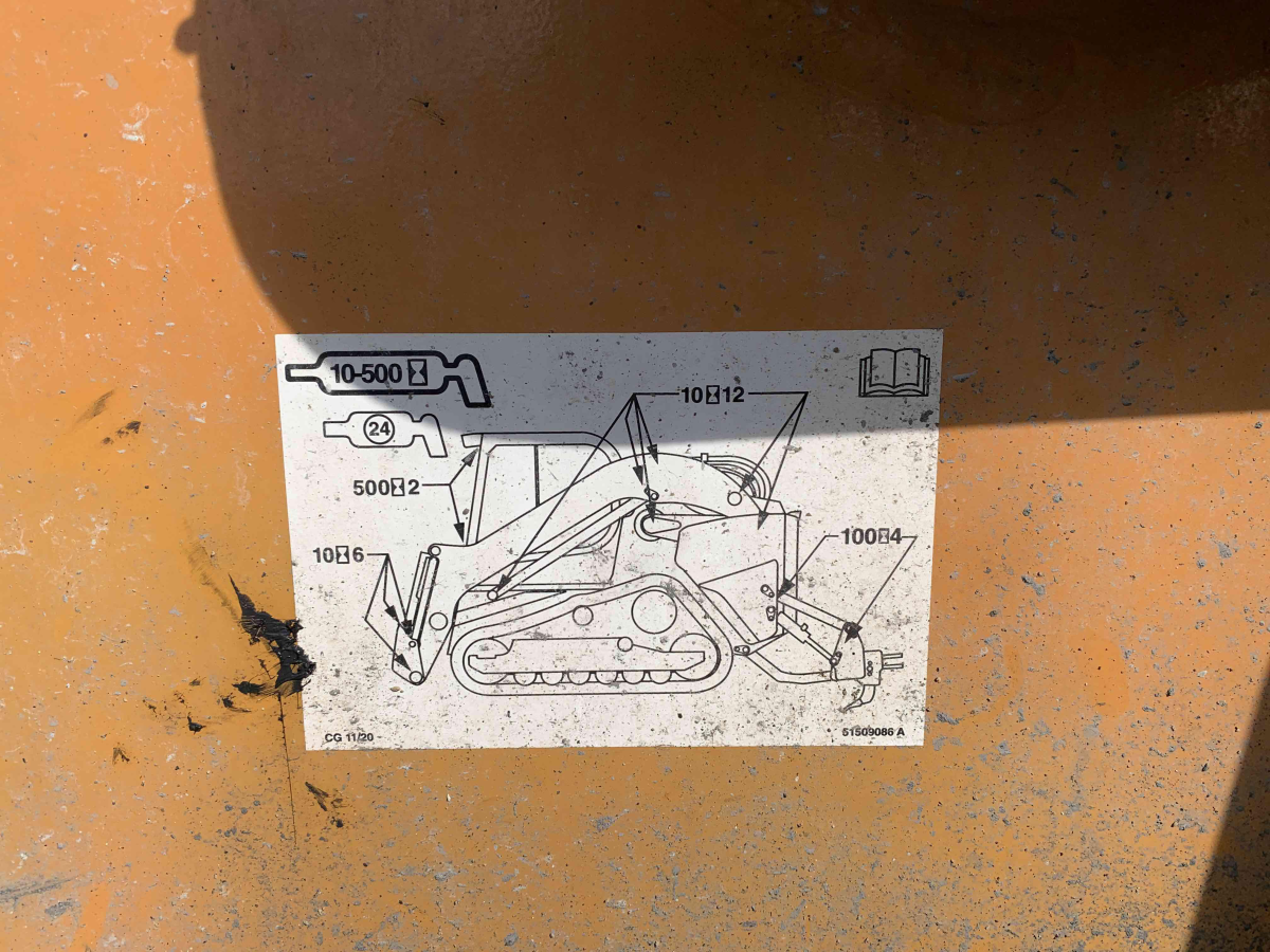 Subcategory - 2,000+ Lb Compact Track Loaders | image 8
