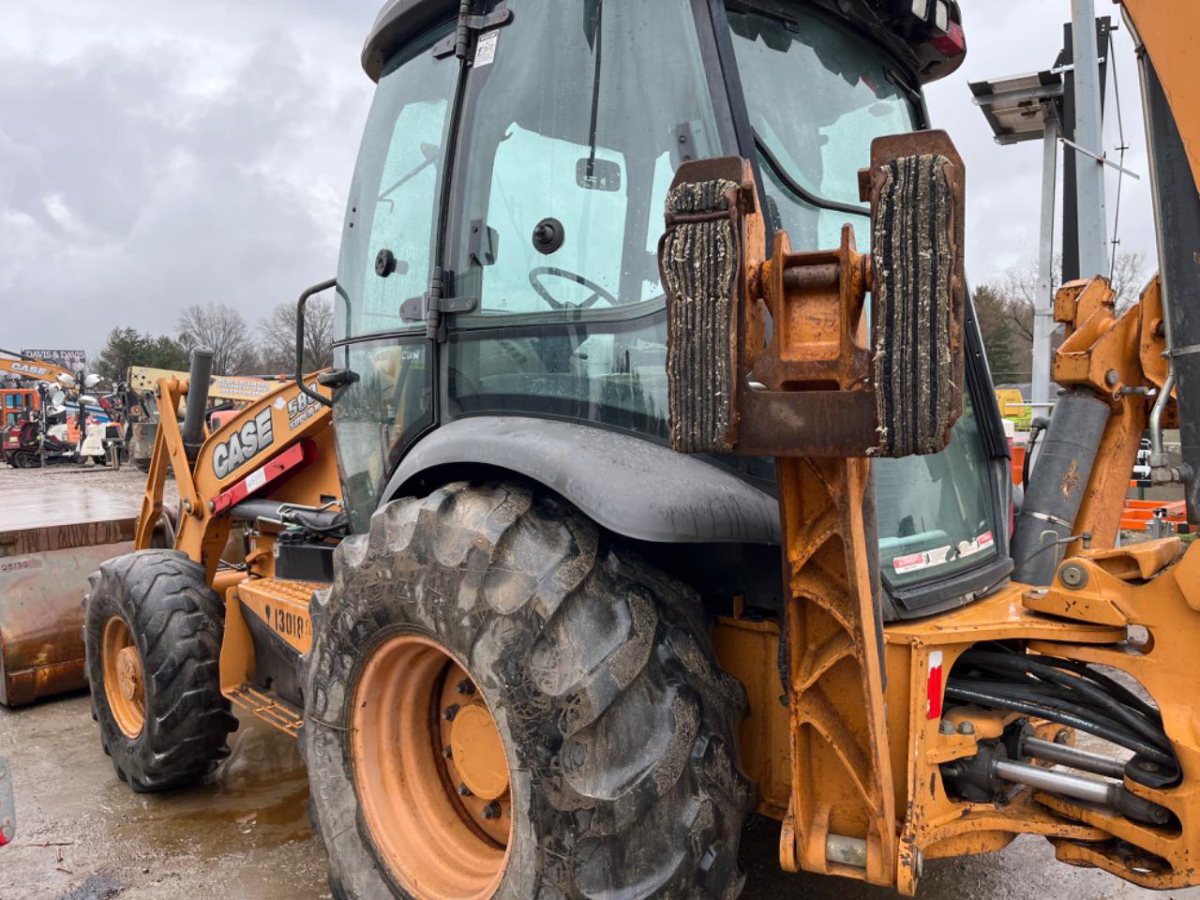 Subcategory - 70+ HP Backhoe Loaders | image 4