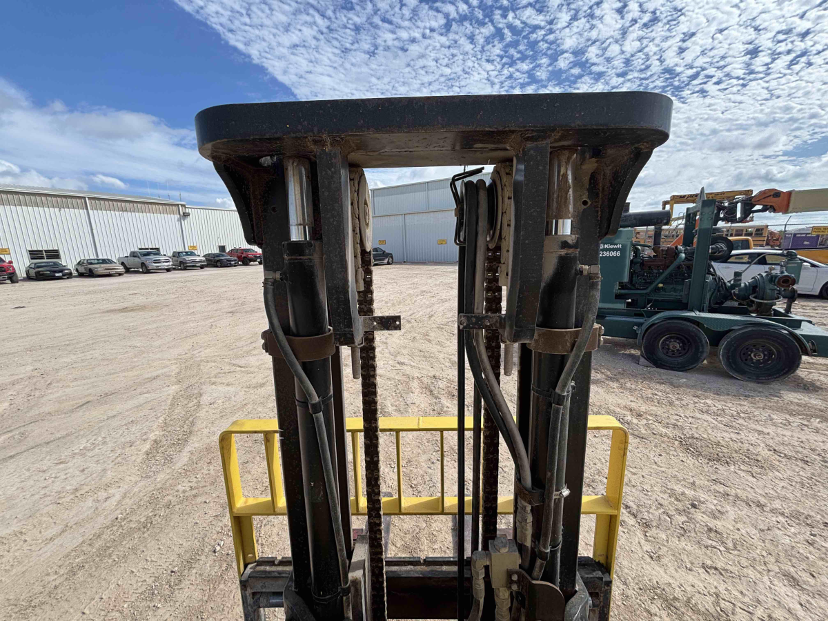 Subcategory - 0-19,999 Lb Pneumatic Tire Forklift Trucks | image 16