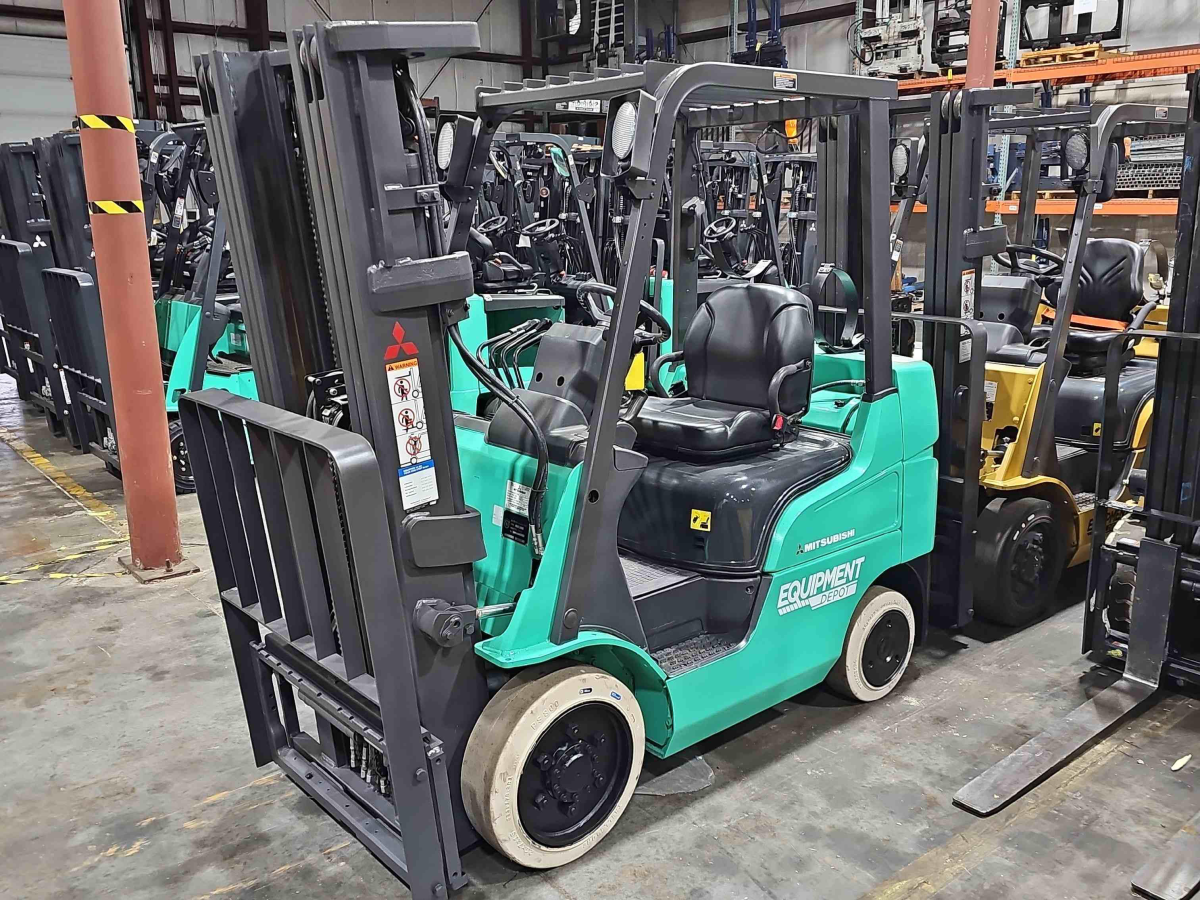 Subcategory - 0-19,999 Lb Cushion Tire Forklift Trucks | image 1