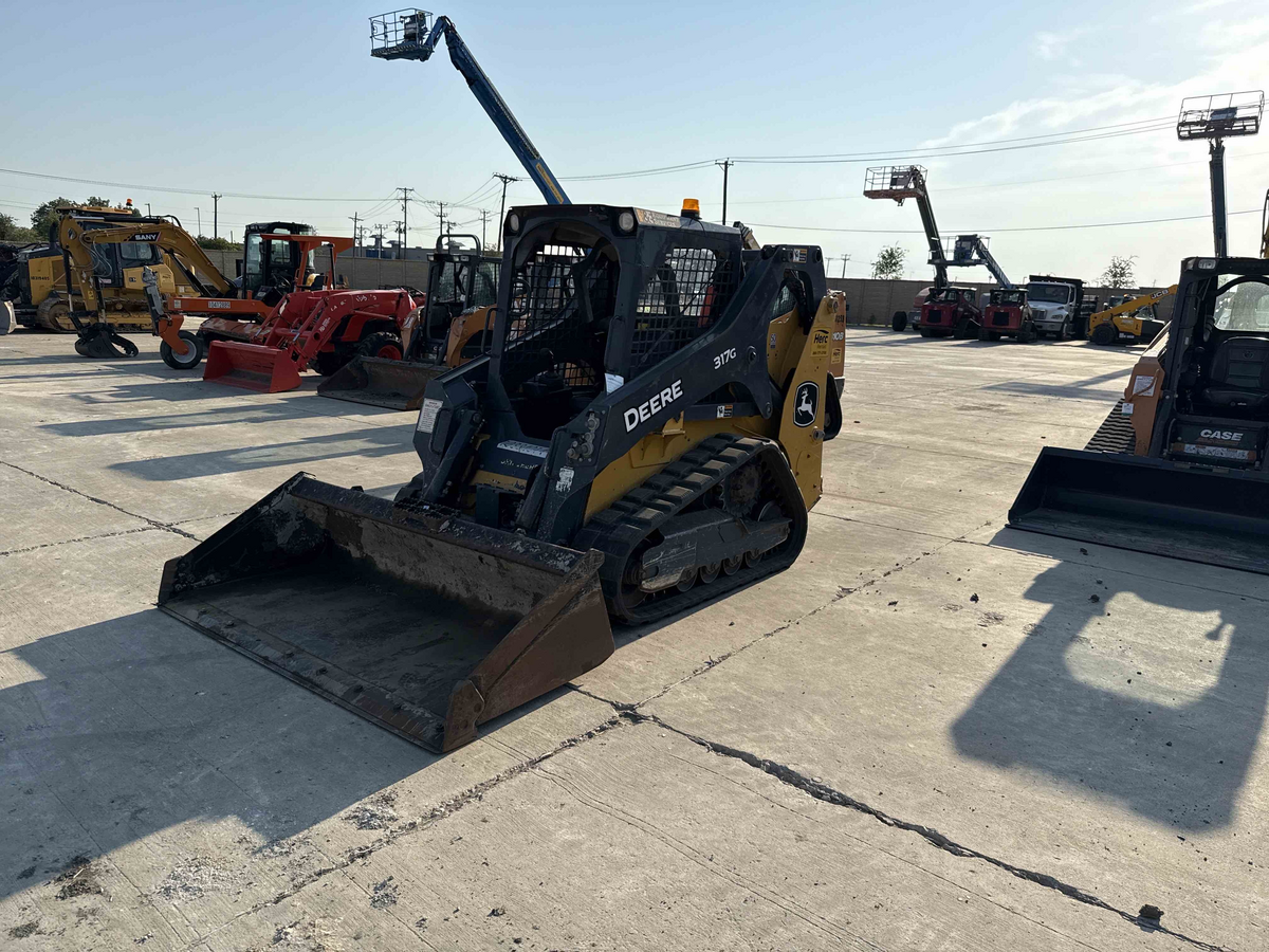 Subcategory - 2,000+ Lb Compact Track Loaders | image 0