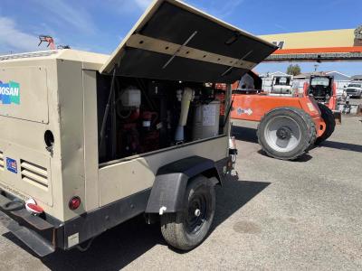 Gallery Thumbnail - Subcategory - 350-449 CFM Air Compressors | image 3
