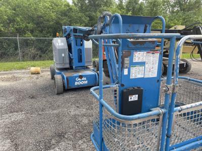 Gallery Thumbnail - Subcategory - 0-39 Ft Electric Articulating Booms | image 0
