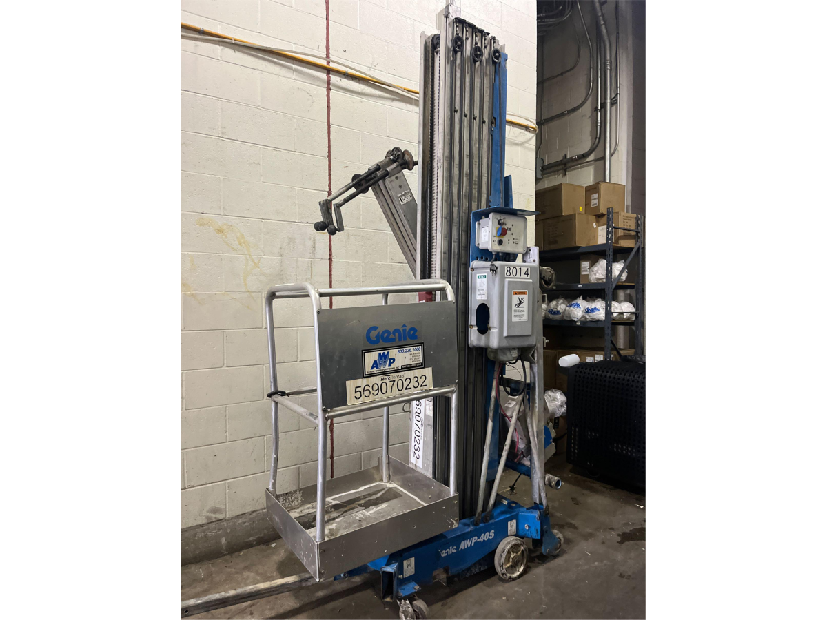 Subcategory - Push Around Mast Lifts | image 1