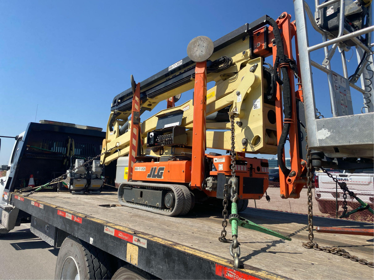 Subcategory - Track-Driven Articulating Booms | image 2