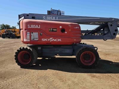 Gallery Thumbnail - Subcategory - 80-129 Ft Articulating Booms | image 12
