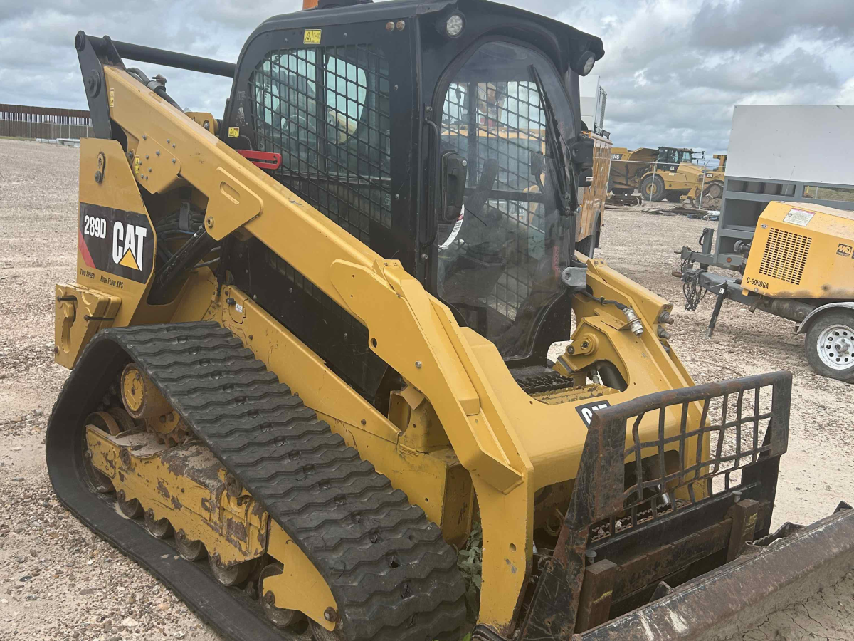 Subcategory - 2,000+ Lb Compact Track Loaders | image 0