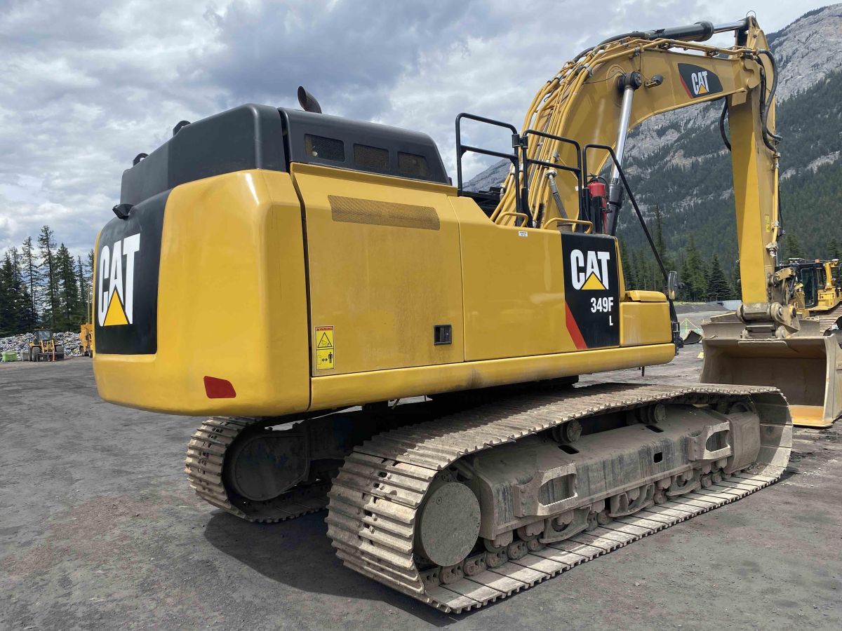 Subcategory - 100,000+ Lb Excavators | image 1