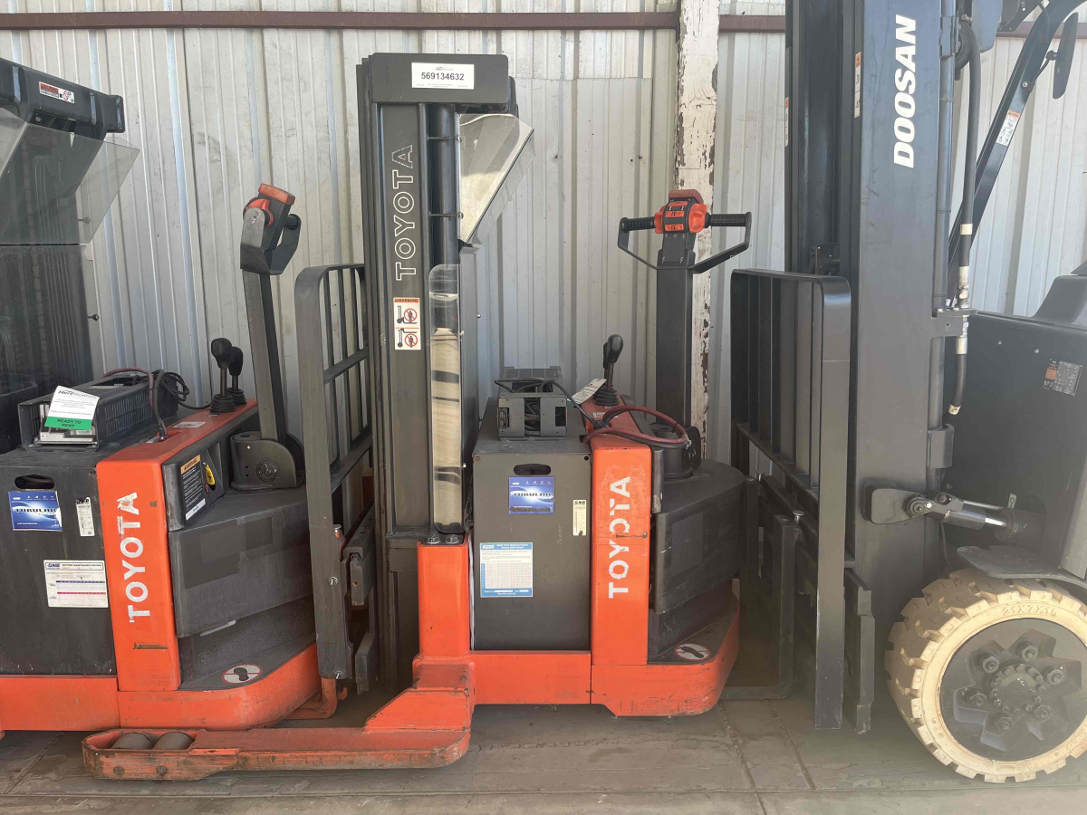 Subcategory - Walk-Behind Electric Stackers | image 0