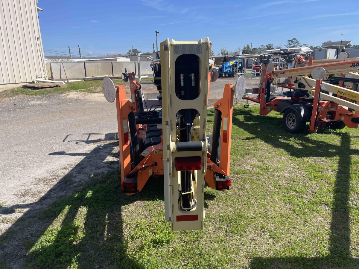 Subcategory - Towable Booms | image 15