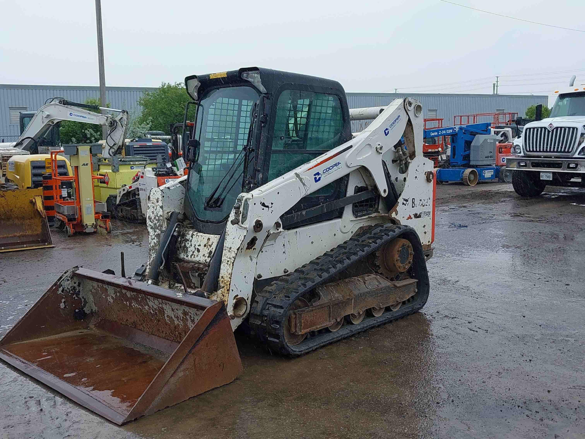 Subcategory - 2,000+ Lb Compact Track Loaders | image 0