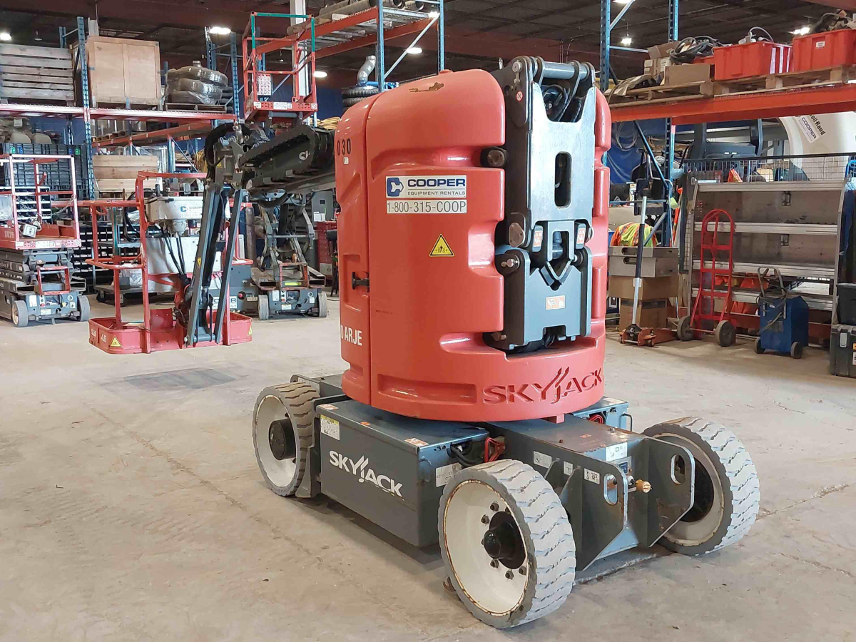 Subcategory - 0-39 Ft Electric Articulating Booms | image 1