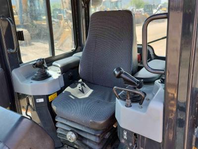 Gallery Thumbnail - Subcategory - 0-114 HP Crawler Dozers | image 9