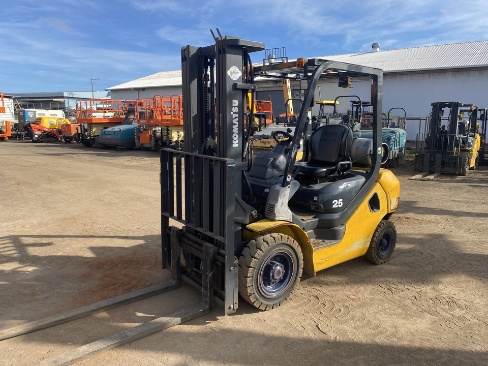 2019 Komatsu FG25T-16 | Bacon Universal