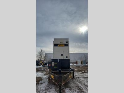 Gallery Thumbnail - Subcategory - 150+ kW Diesel Generators | image 3