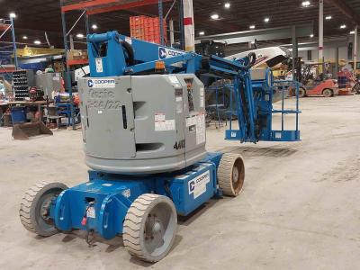 Gallery Thumbnail - Subcategory - 0-39 Ft Electric Articulating Booms | image 3