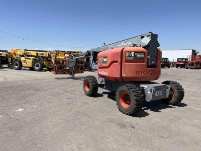 Gallery Thumbnail - Subcategory - 50-79 Ft Articulating Booms | image 4