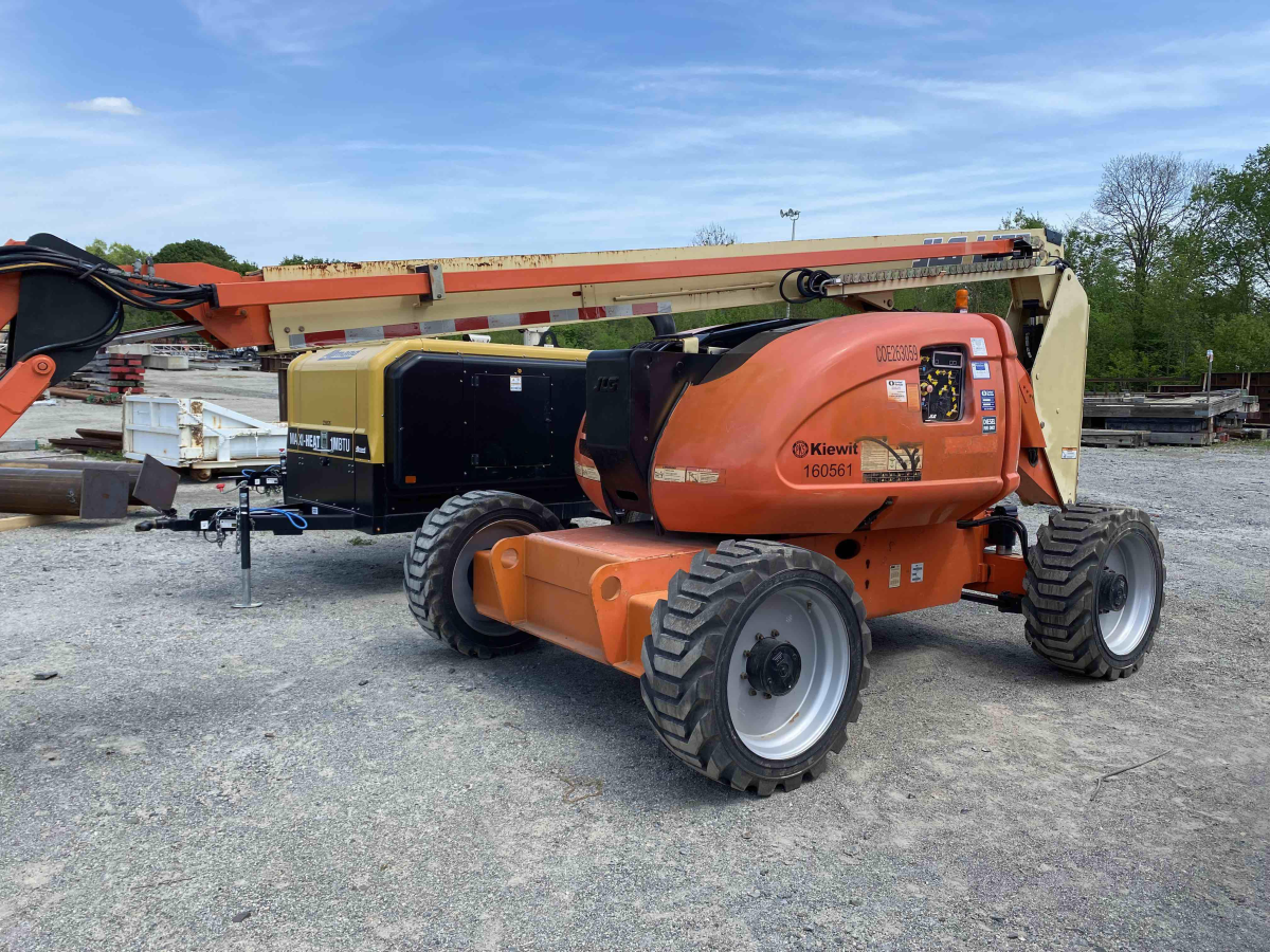 Detail Photo - 2015 JLG 600AJ | image 1