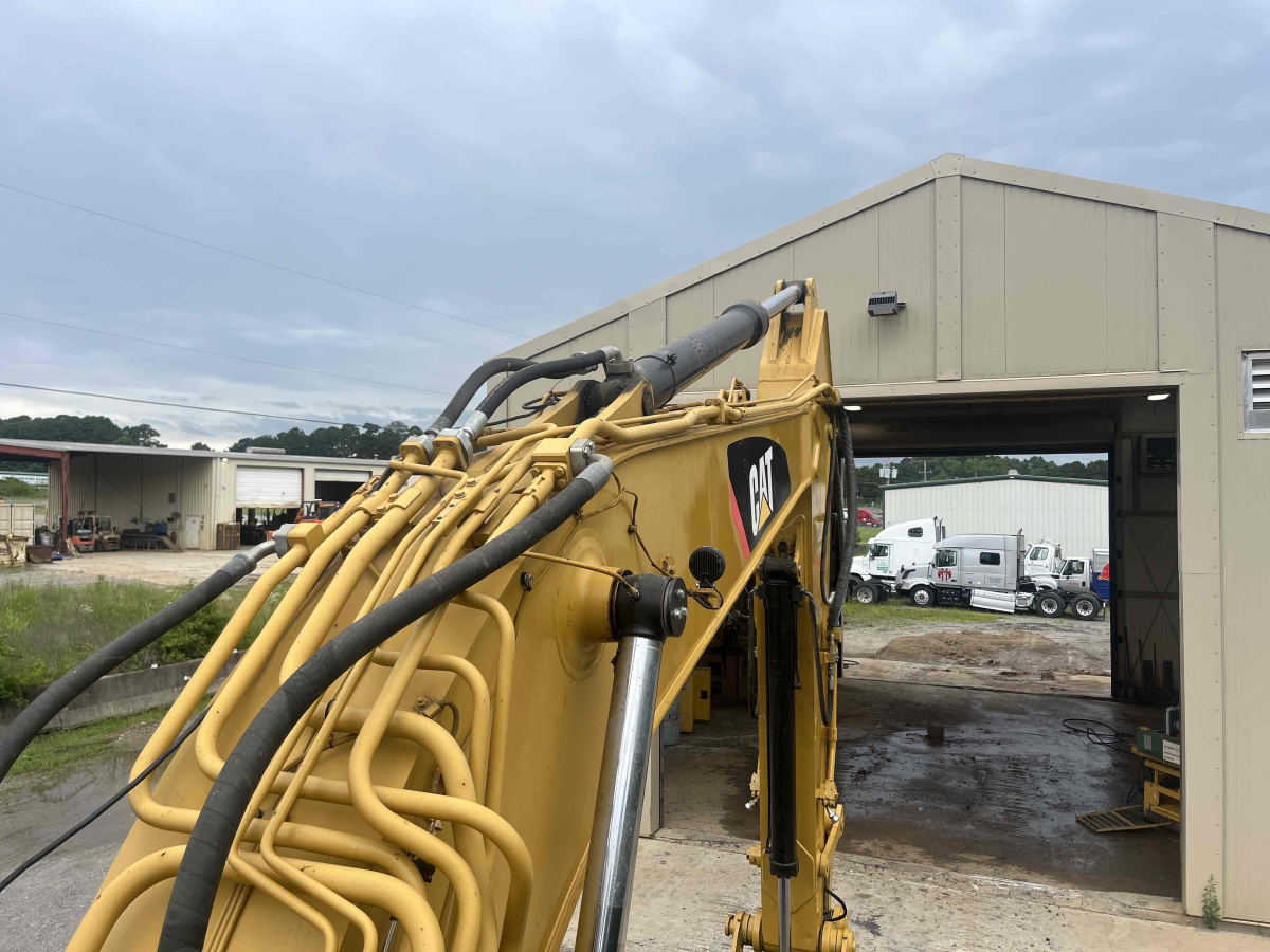 Detail Photo - 2017 Caterpillar 335F LCR | image 23