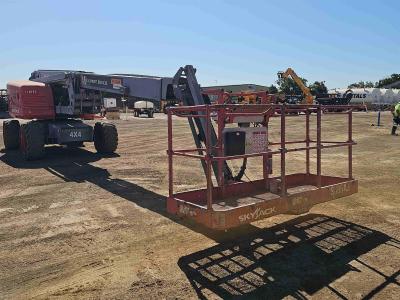 Gallery Thumbnail - Subcategory - 80-129 Ft Articulating Booms | image 1