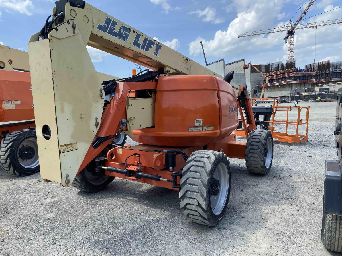 Detail Photo - 2015 JLG 600AJ | image 3