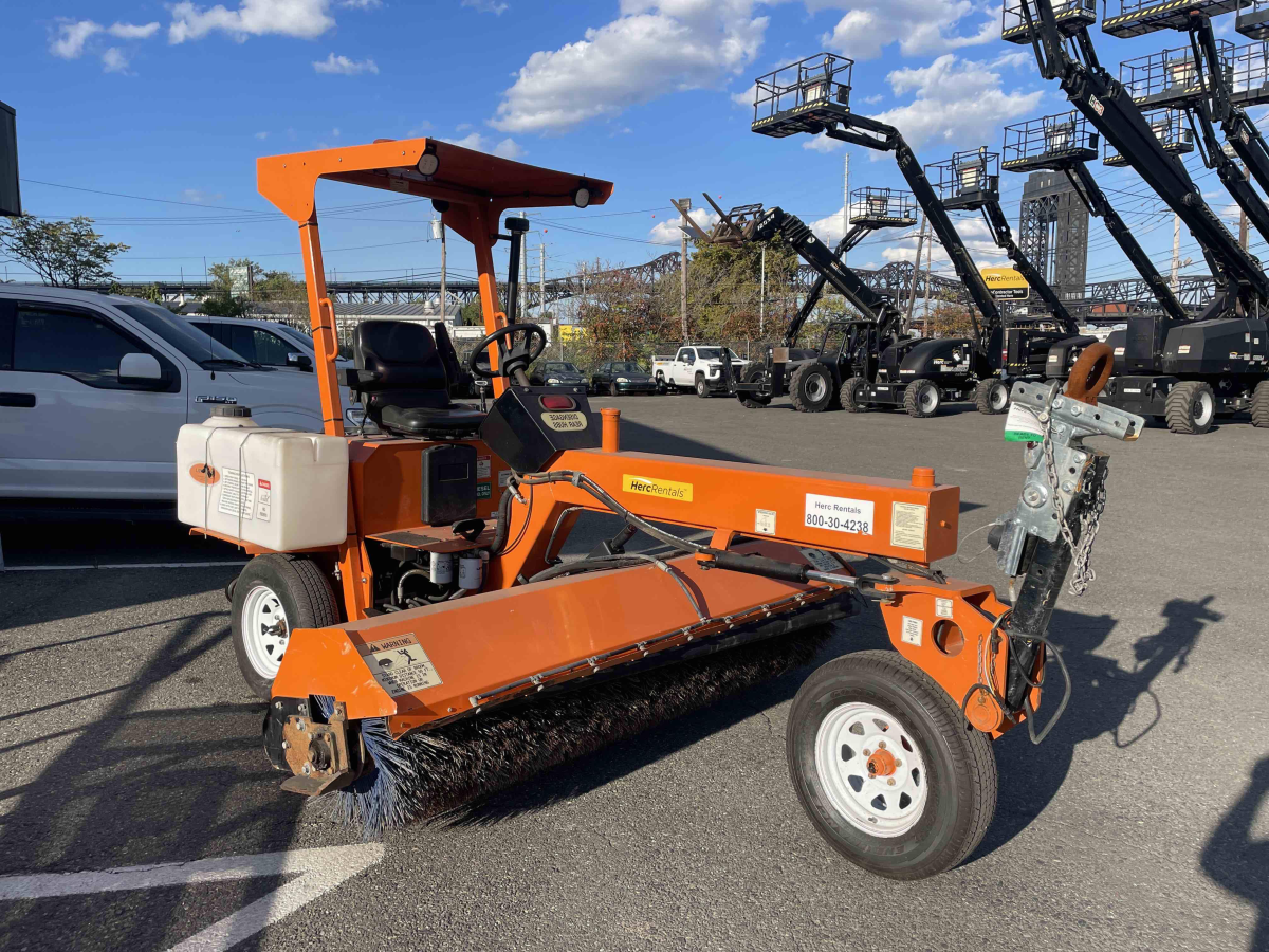 Subcategory - Ride-On Sweepers And Brooms | image 3