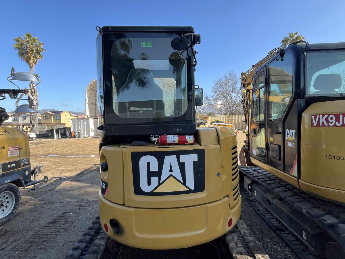 Subcategory - 5,000-9,499 Lb Mini Excavators | image 3