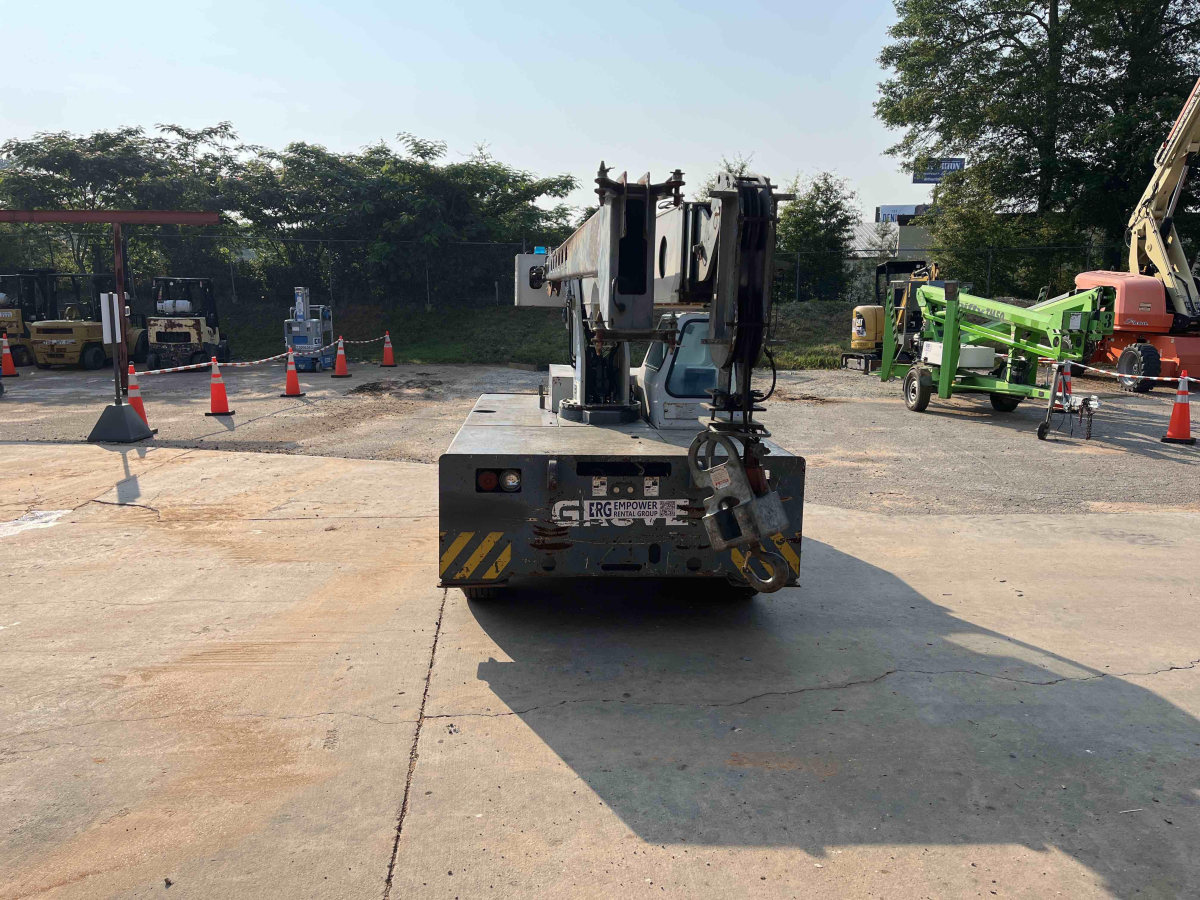 Subcategory - Carry Deck Cranes | image 3