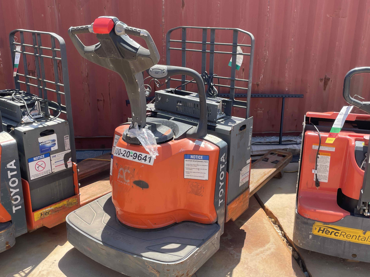 Subcategory - Pallet Trucks | image 0