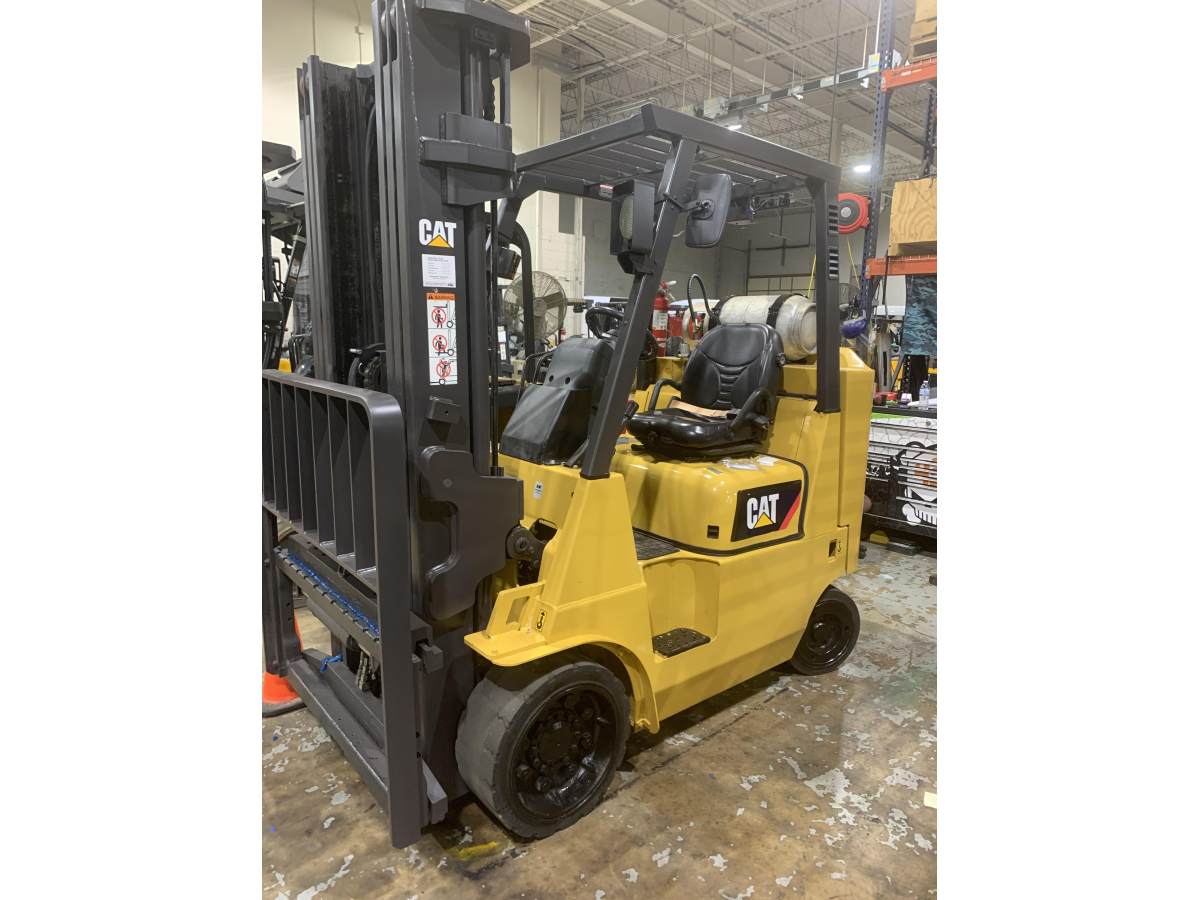 Subcategory - 0-19,999 Lb Cushion Tire Forklift Trucks | image 1