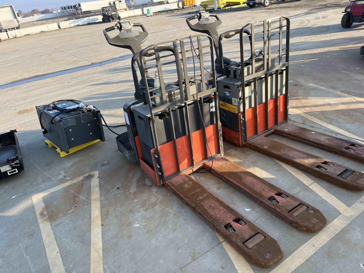 Subcategory - Pallet Trucks | image 1